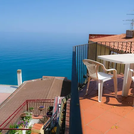 Giudecca - By Vacation Service * Cefalù